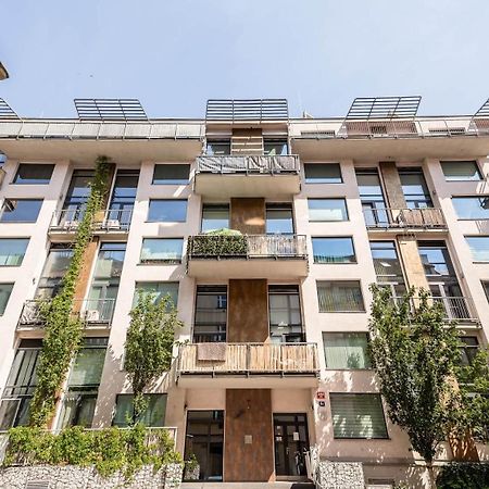 Apartments Palmovka Prague Exterior photo